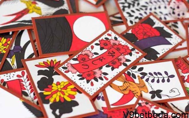 Karuta là một game bài truyền thống của Nhật Bản nhưng có nguồn gốc từ Bồ Đào Nha